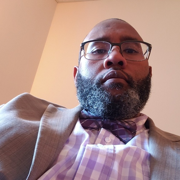 Meet your Posher, Ronald - Picture 1 of 1